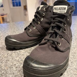 Palladium Men's Black Canvas Boots